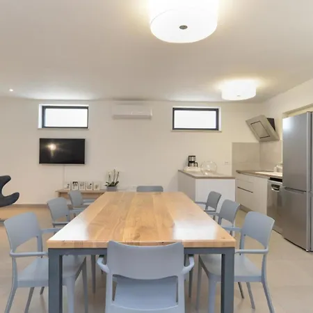 Fuer 8 Personen Ca 200 Qm In Medulin, Istrien Suedkueste Von Istrien Holiday home